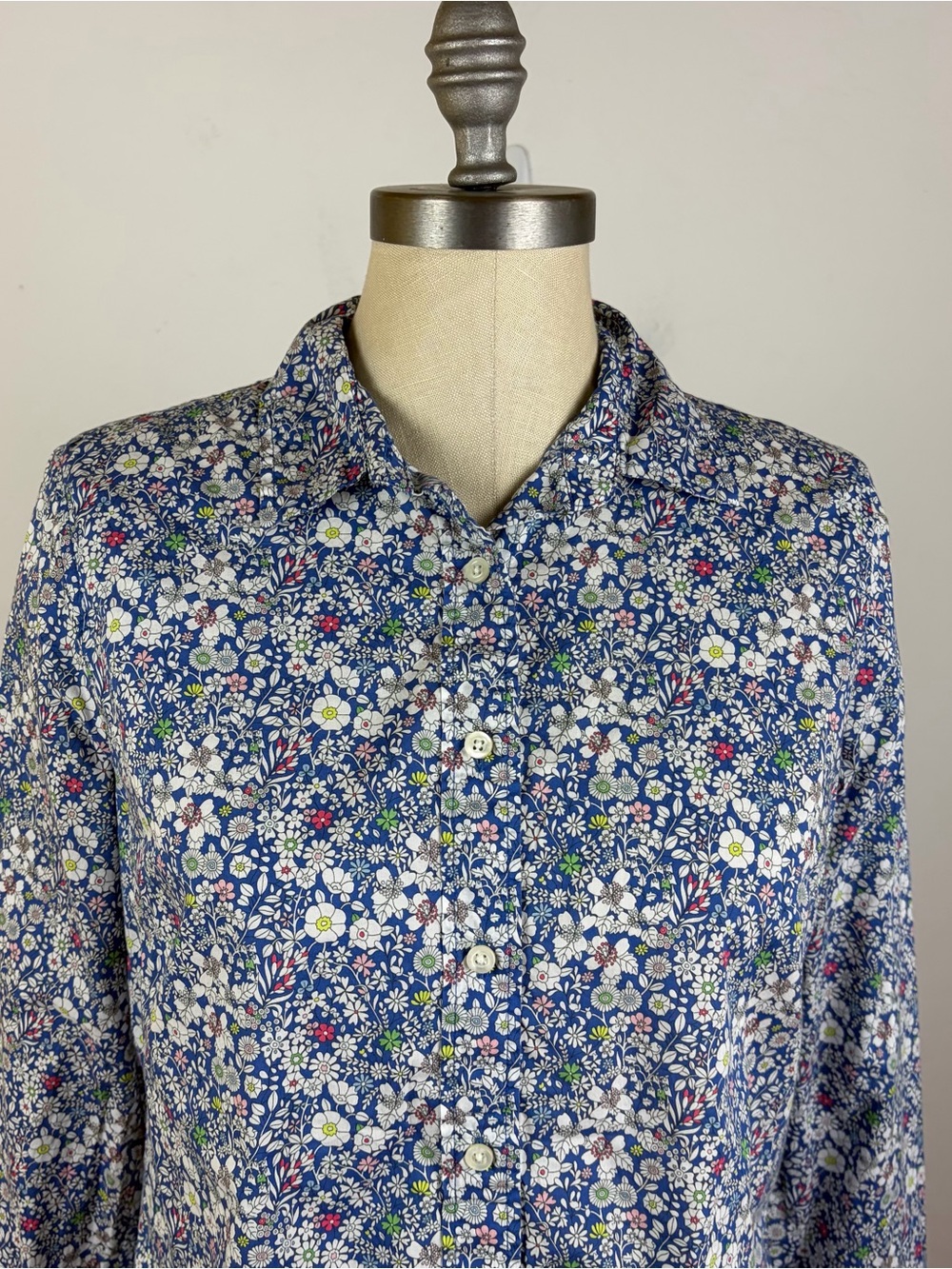 J. Crew Liberty Fabric Poplin Button Front Top - Picture 4 of 8